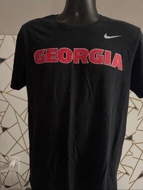 Nike Black Crew Neck T-Shirt with Red GEORGIA Graphic